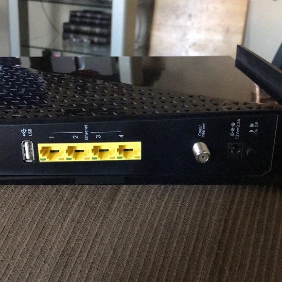 Router - Picture 4 of 7